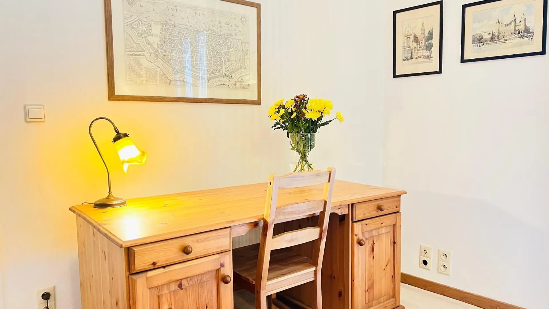 דירות Charming Antwerp Hideaway 0*,  בלגיה